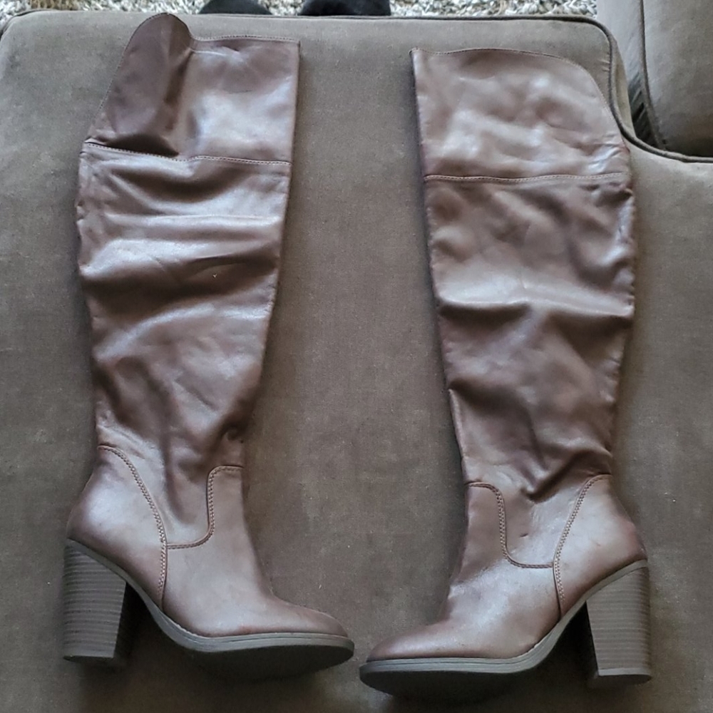 Brown boots
